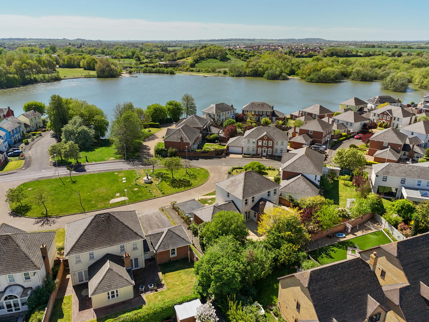 Ayleswater, Aylesbury