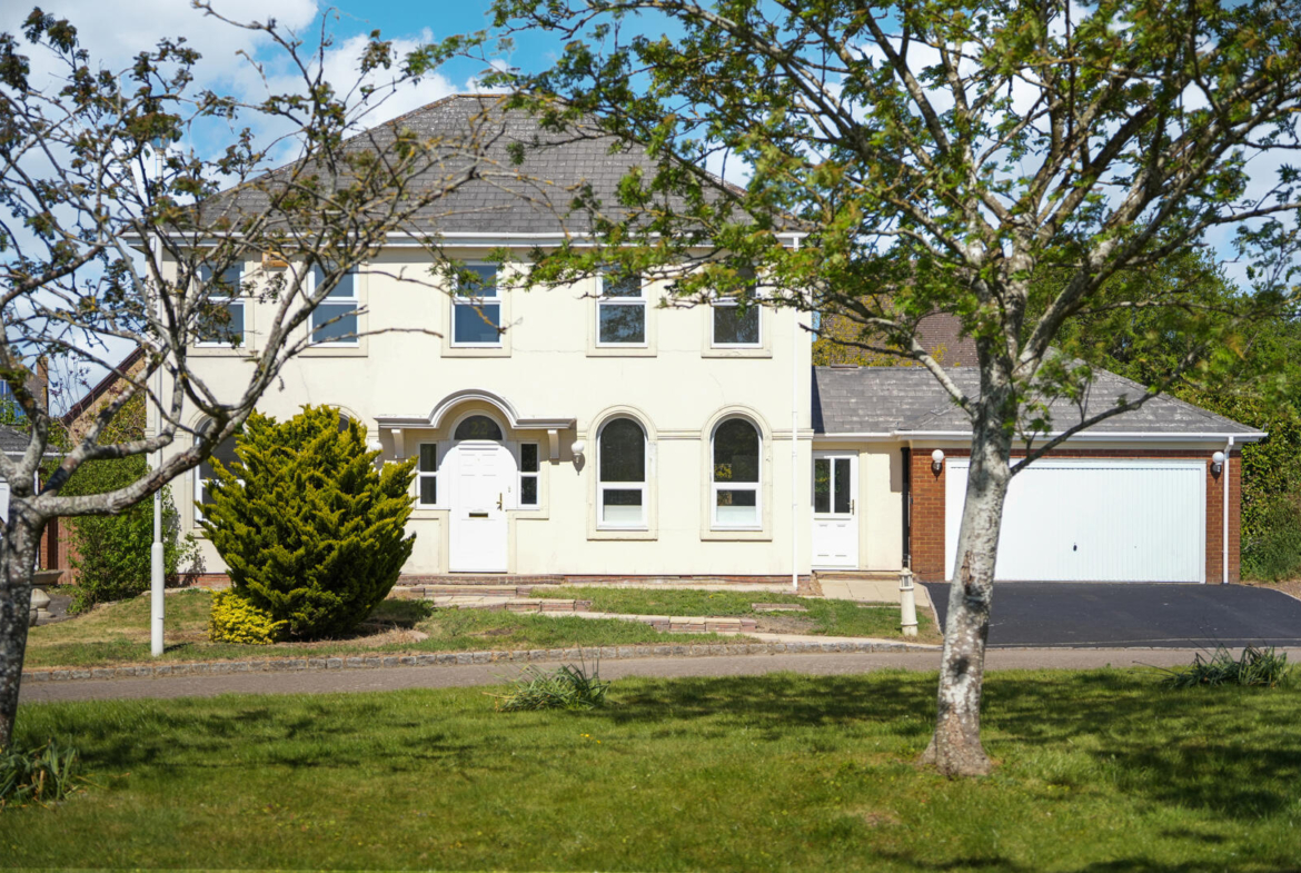 Ayleswater, Aylesbury